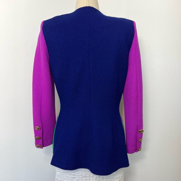 St. John Knit Blazer Double Breasted Color-Block Chain Accent Gold Buttons | 8 - Picture 9 of 15